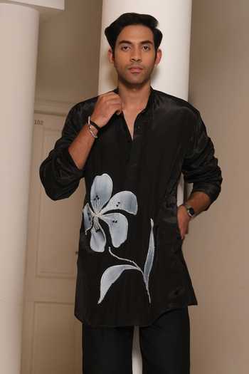 Meghstudio Zyan Printed Kurta & Pant Set 
