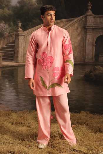 Meghstudio Elara Floral Embroidered Kurta Set 