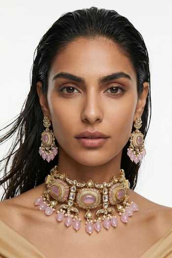 Shop PRERTO Pink Kloe Moissanite Polki Kundan Necklace Set at Aza Fashions Shop_PRERTO_Pink Kloe Moissanite Polki Kundan Necklace Set _at_Aza_Fashions