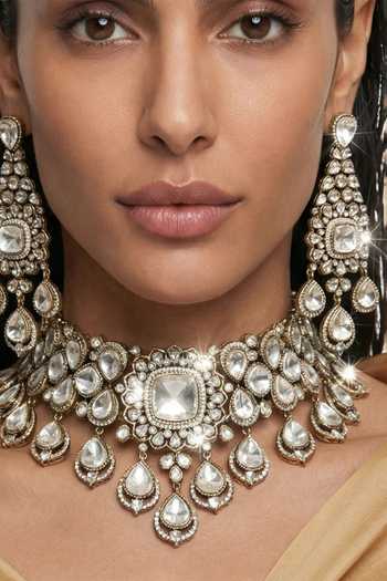 Buy PRERTO White Qamar Moissanite Polki Kundan Necklace Set Online at Aza Fashions Buy_PRERTO_White Qamar Moissanite Polki Kundan Necklace Set _Online_at_Aza_Fashions