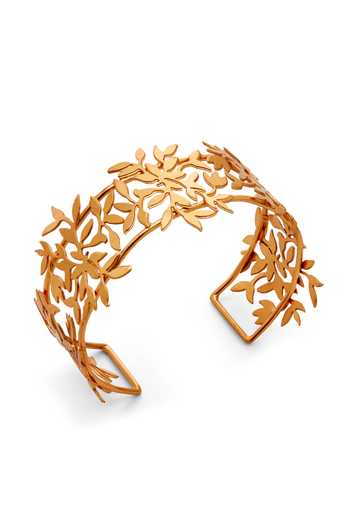 Dhwani Bansal Jewellery Gold Plated Mashq Filigree Cuff Online at Aza Fashions Dhwani Bansal Jewellery_Gold Plated Mashq Filigree Cuff _Online_at_Aza_Fashions