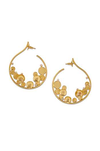 Buy Dhwani Bansal Jewellery Gold Plated Aerotextured Pattern Hoops Online at Aza Fashions Buy_Dhwani Bansal Jewellery_Gold Plated Aerotextured Pattern Hoops _Online_at_Aza_Fashions
