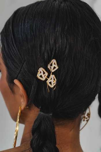 Dhwani Bansal Jewellery Fari Enamelled Hair Pin