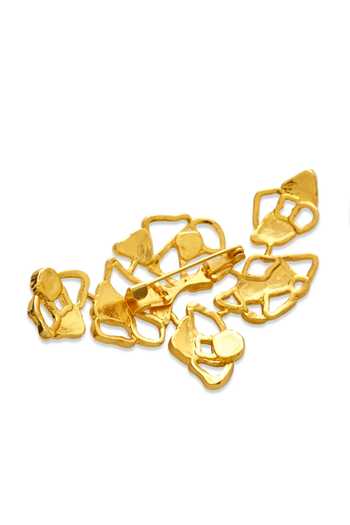 Buy Dhwani Bansal Jewellery White Gaia Textured Pattern Brooch Online at Aza Fashions Buy_Dhwani Bansal Jewellery_White Gaia Textured Pattern Brooch _Online_at_Aza_Fashions