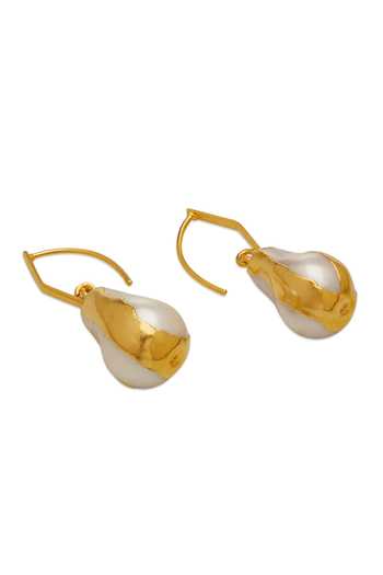 Dhwani Bansal Jewellery White Kora Baroque Shell Pearl Embellished Earrings Online at Aza Fashions Dhwani Bansal Jewellery_White Kora Baroque Shell Pearl Embellished Earrings _Online_at_Aza_Fashions