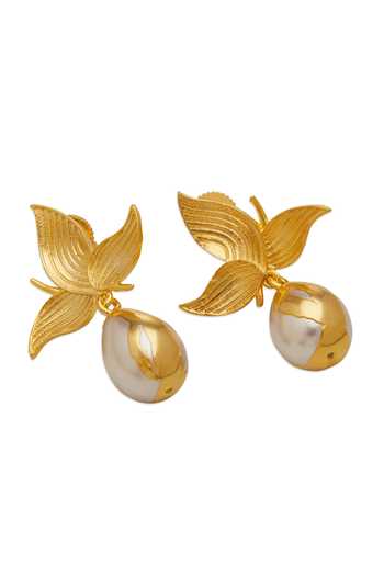 Buy Dhwani Bansal Jewellery White Zooni Leaf Motif Earrings Online at Aza Fashions Buy_Dhwani Bansal Jewellery_White Zooni Leaf Motif Earrings _Online_at_Aza_Fashions