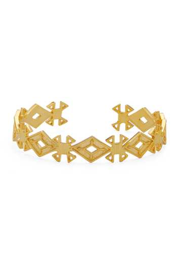 Dhwani Bansal Jewellery Gold Plated Safa Cutwork Bracelet Online at Aza Fashions Dhwani Bansal Jewellery_Gold Plated Safa Cutwork Bracelet _Online_at_Aza_Fashions