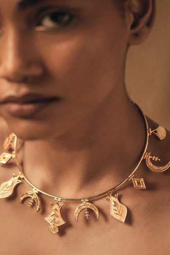 Dhwani Bansal Jewellery Hamsa Motif Necklace 