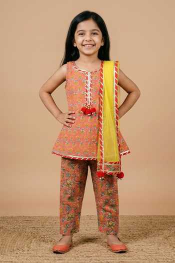 Byb Premium Orange Cotton, Chiffon Tassels, Gota Patti, Floral Print Kurta Pyjama Set Online at Aza Fashions Byb Premium_Orange Cotton, Chiffon Tassels, Gota Patti, Floral Print Kurta Pyjama Set _Online_at_Aza_Fashions