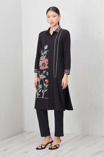 RANNA GILL Black Crinkle Collared Neck, Yes Sion Floral Print Tunic Online at Aza Fashions RANNA GILL_Black Crinkle Collared Neck, Yes Sion Floral Print Tunic _Online_at_Aza_Fashions