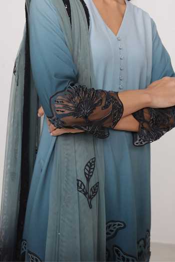 RANNA GILL Black Crinkle, Polyester V-neck Vina Floral Applique Tunic Set at Aza Fashions RANNA GILL_Black Crinkle, Polyester V-neck Vina Floral Applique Tunic Set _at_Aza_Fashions