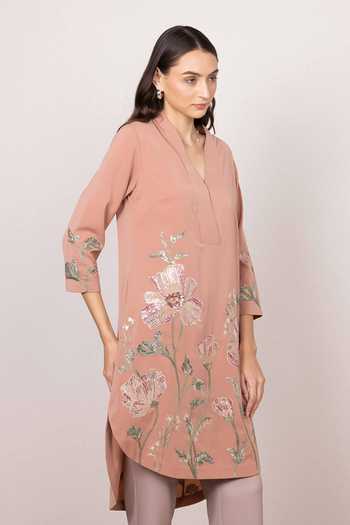 Buy RANNA GILL Peach Crepe V-neck Maris Floral Print Tunic Online at Aza Fashions Buy_RANNA GILL_Peach Crepe V-neck Maris Floral Print Tunic _Online_at_Aza_Fashions