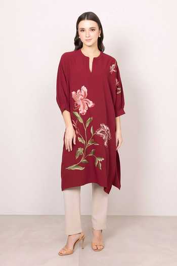 RANNA GILL Maroon Crepe Split V-neck, Yes Sereno Floral Artwork Tunic Online at Aza Fashions RANNA GILL_Maroon Crepe Split V-neck, Yes Sereno Floral Artwork Tunic _Online_at_Aza_Fashions
