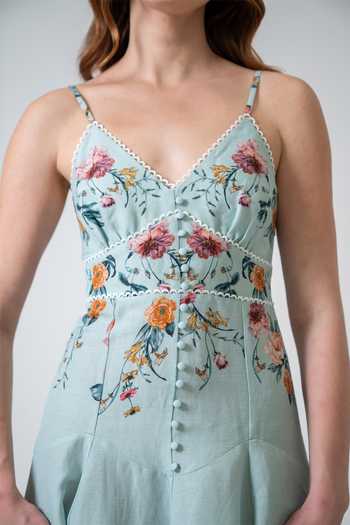 Buy RANNA GILL Multi Color Crinkle V-neck Roselle Strap Midi Dress Online at Aza Fashions Buy_RANNA GILL_Multi Color Crinkle V-neck Roselle Strap Midi Dress _Online_at_Aza_Fashions