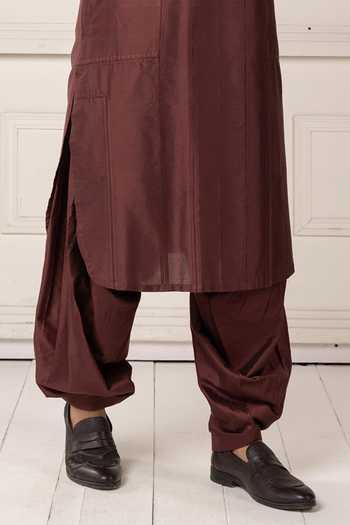 POONAM KASERA Maroon Silk, Cotton Deep Textured Kurta Set Online at Aza Fashions POONAM KASERA_Maroon Silk, Cotton Deep Textured Kurta Set _Online_at_Aza_Fashions
