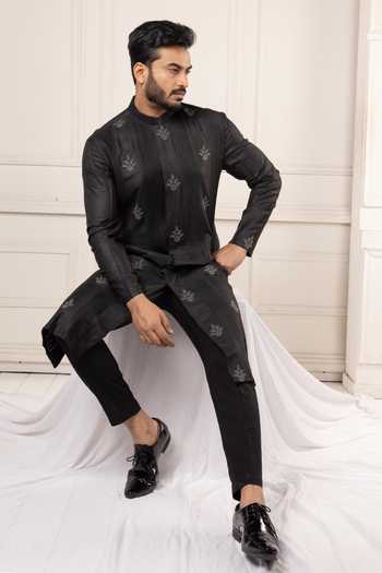 Buy_POONAM KASERA_Black Silk, Dupion Pintucks Kurta Set 