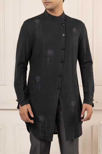 Shop POONAM KASERA Black Silk Embroidered Kurta Set Online at Aza Fashions Shop_POONAM KASERA_Black Silk Embroidered Kurta Set _Online_at_Aza_Fashions