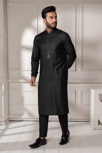 Buy POONAM KASERA Black Silk, Dupion Mirror Work Kurta Set Online at Aza Fashions Buy_POONAM KASERA_Black Silk, Dupion Mirror Work Kurta Set _Online_at_Aza_Fashions