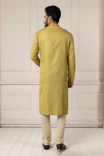 POONAM KASERA Kashmiri Embroidered Kurta Set 