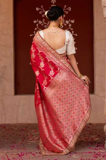 Zal From Benaras Handloom Saree With Unstitched Blouse Fabric 