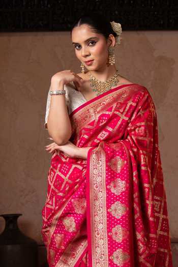 Buy Zal From Benaras Pink Silk Ghatchola Handloom Saree With Unstitched Blouse Fabric Online at Aza Fashions Buy_Zal From Benaras_Pink Silk Ghatchola Handloom Saree With Unstitched Blouse Fabric _Online_at_Aza_Fashions