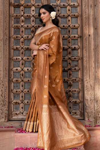 Shop Zal From Benaras Brown Silk Banarasi Handloom Saree With Unstitched Blouse Fabric Online at Aza Fashions Shop_Zal From Benaras_Brown Silk Banarasi Handloom Saree With Unstitched Blouse Fabric _Online_at_Aza_Fashions