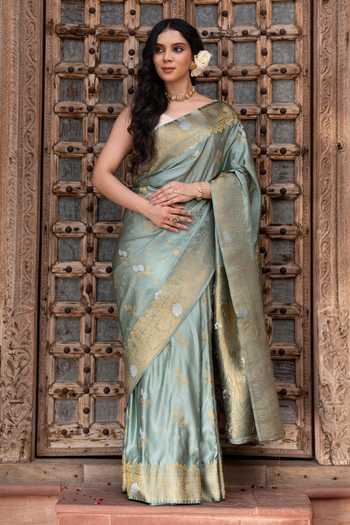 Zal From Benaras Handloom Saree With Unstitched Blouse Fabric