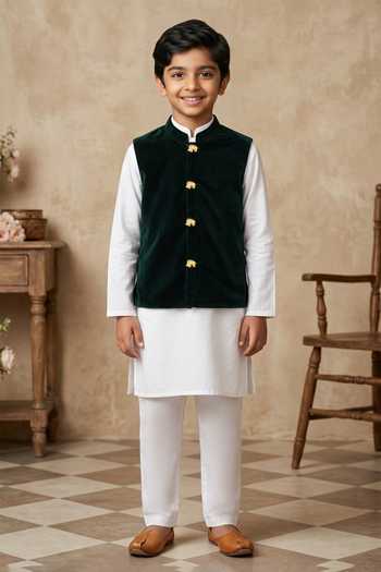 Buy Byb Premium Green Velvet Dark Sleeveless Bundi Online at Aza Fashions Buy_Byb Premium_Green Velvet Dark Sleeveless Bundi _Online_at_Aza_Fashions