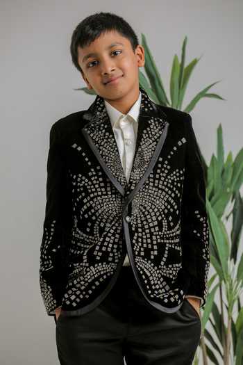 Buy Lil Angels White Cotton, Suiting, Velvet Embroidery Tuxedo Set Online at Aza Fashions Buy_Lil Angels_White Cotton, Suiting, Velvet Embroidery Tuxedo Set _Online_at_Aza_Fashions