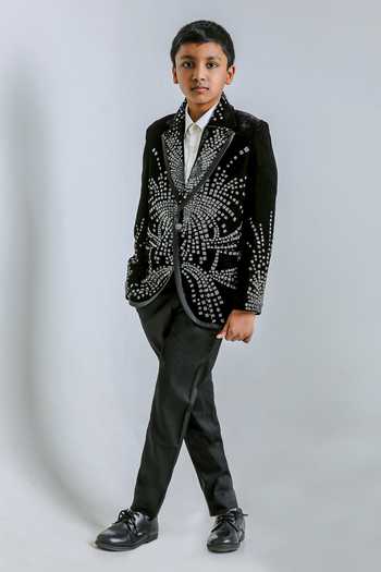 Shop Lil Angels White Cotton, Suiting, Velvet Embroidery Tuxedo Set Online at Aza Fashions Shop_Lil Angels_White Cotton, Suiting, Velvet Embroidery Tuxedo Set _Online_at_Aza_Fashions