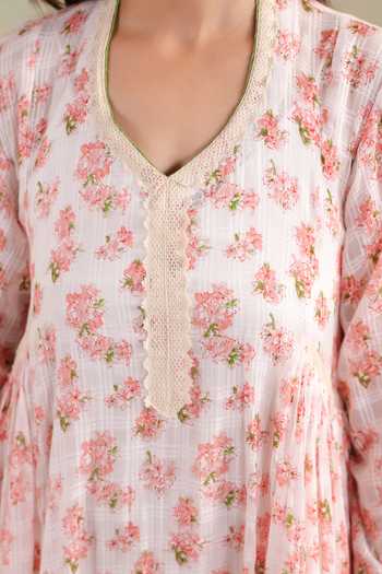 Shop_Anshu Wadhwa_Off White Cotton V-neck Floral Print Gathered Anarkali Set 
