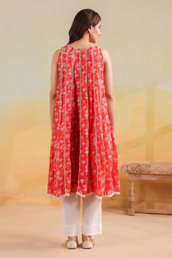 Anshu Wadhwa Floral Print Sleeveless Kalidar Kurta Set 
