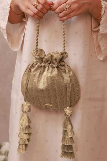 Amyra Inej Textured Gota Potli 