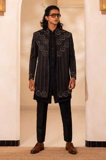 Buy_Tira by Naresh Raj_Black Cotton, Wool Embroidered Open Jacket And Kurta Set 