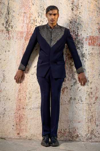 Buy_Tira by Naresh Raj_Blue Zari, Metallic Thread Wing Embroidered Bandhgala With Pant 
