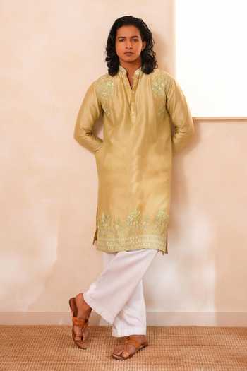 Tira by Naresh Raj Floral Embroidered Kurta With Parallel Pant 