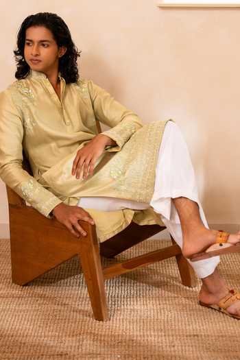 Buy_Tira by Naresh Raj_Green Silk, Cotton Floral Embroidered Kurta With Parallel Pant 