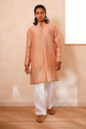 Buy_Tira by Naresh Raj_Rose Gold Silk, , Paisley Embroidered Kurta With Parallel Pant 