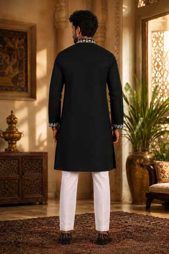 Jhambthreads Embroidered Work Kurta & Pant Set 