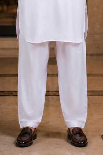 Jhambthreads Off White Cotton Satin Solid Plain Kurta And Salwar Set Online at Aza Fashions Jhambthreads_Off White Cotton Satin Solid Plain Kurta And Salwar Set _Online_at_Aza_Fashions