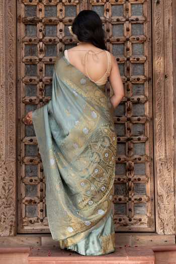 Zal From Benaras Handloom Saree With Unstitched Blouse Fabric