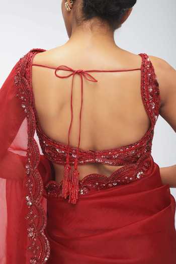 Mirroir Scallop Border Embroidered Saree With Blouse 