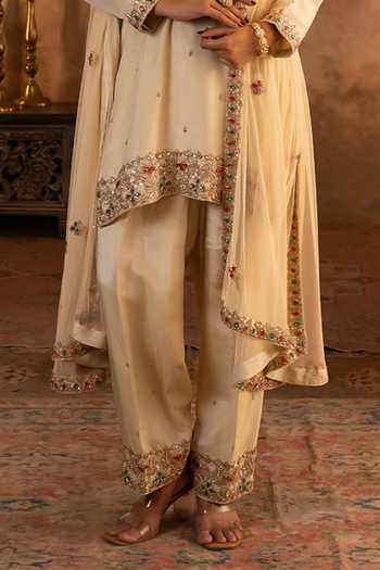 Shop_ANGAD SINGH_Gold Tissue, Net V-neck Embroidered Kurta Set _Online_at_Aza_Fashions