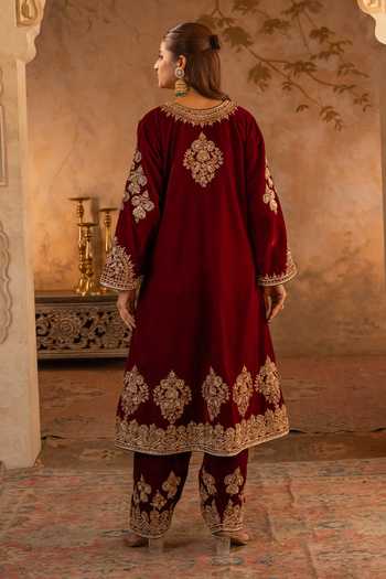 ANGAD SINGH Maroon Velvet Embroidered Anarkali Set 