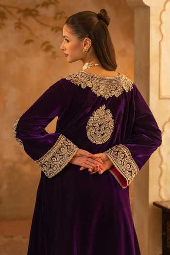 Buy ANGAD SINGH Purple Velvet, Net V-neck, Yes Embroidered Kurta Set Online at Aza Fashions Buy_ANGAD SINGH_Purple Velvet, Net V-neck, Yes Embroidered Kurta Set _Online_at_Aza_Fashions