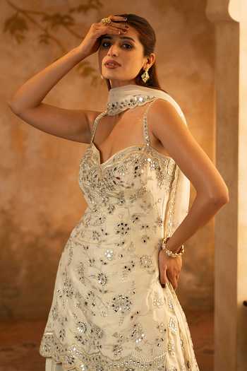 ANGAD SINGH Gold Net, Tissue Sweetheart Neck, Yes Embroidered Kurta Sharara Set at Aza Fashions ANGAD SINGH_Gold Net, Tissue Sweetheart Neck, Yes Embroidered Kurta Sharara Set _at_Aza_Fashions