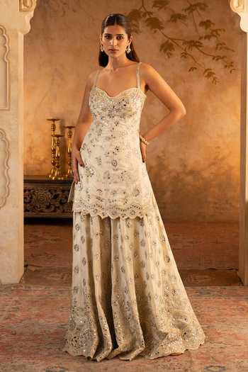 Buy ANGAD SINGH Gold Net, Tissue Sweetheart Neck, Yes Embroidered Kurta Sharara Set Buy_ANGAD SINGH_Gold Net, Tissue Sweetheart Neck, Yes Embroidered Kurta Sharara Set