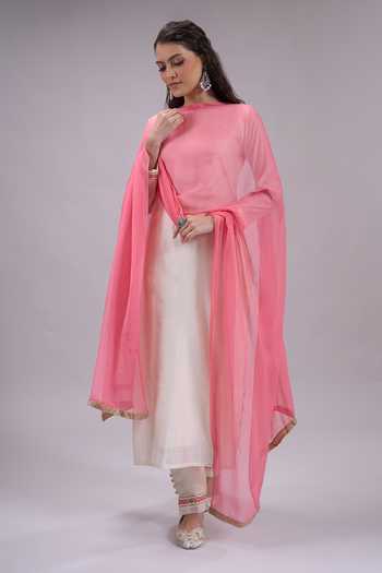 Khwaab By Sanjana Lakhani Pink Silk Dupatta Online at Aza Fashions Khwaab By Sanjana Lakhani_Pink Silk Dupatta _Online_at_Aza_Fashions
