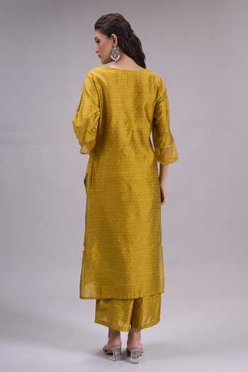 Khwaab By Sanjana Lakhani Placement Embroidered Kurta Set 