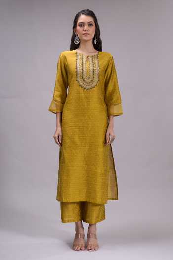 Khwaab By Sanjana Lakhani_Yellow Silk Keyhole Neck Placement Embroidered Kurta Set _Online_at_Aza_Fashions